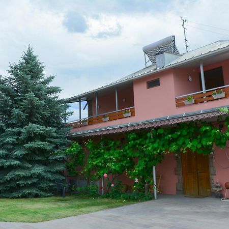Old Bridge B&B Yeghegnadzor ภายนอก รูปภาพ