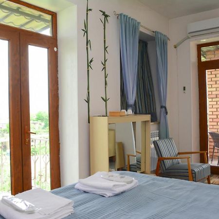 Old Bridge B&B Yeghegnadzor ภายนอก รูปภาพ