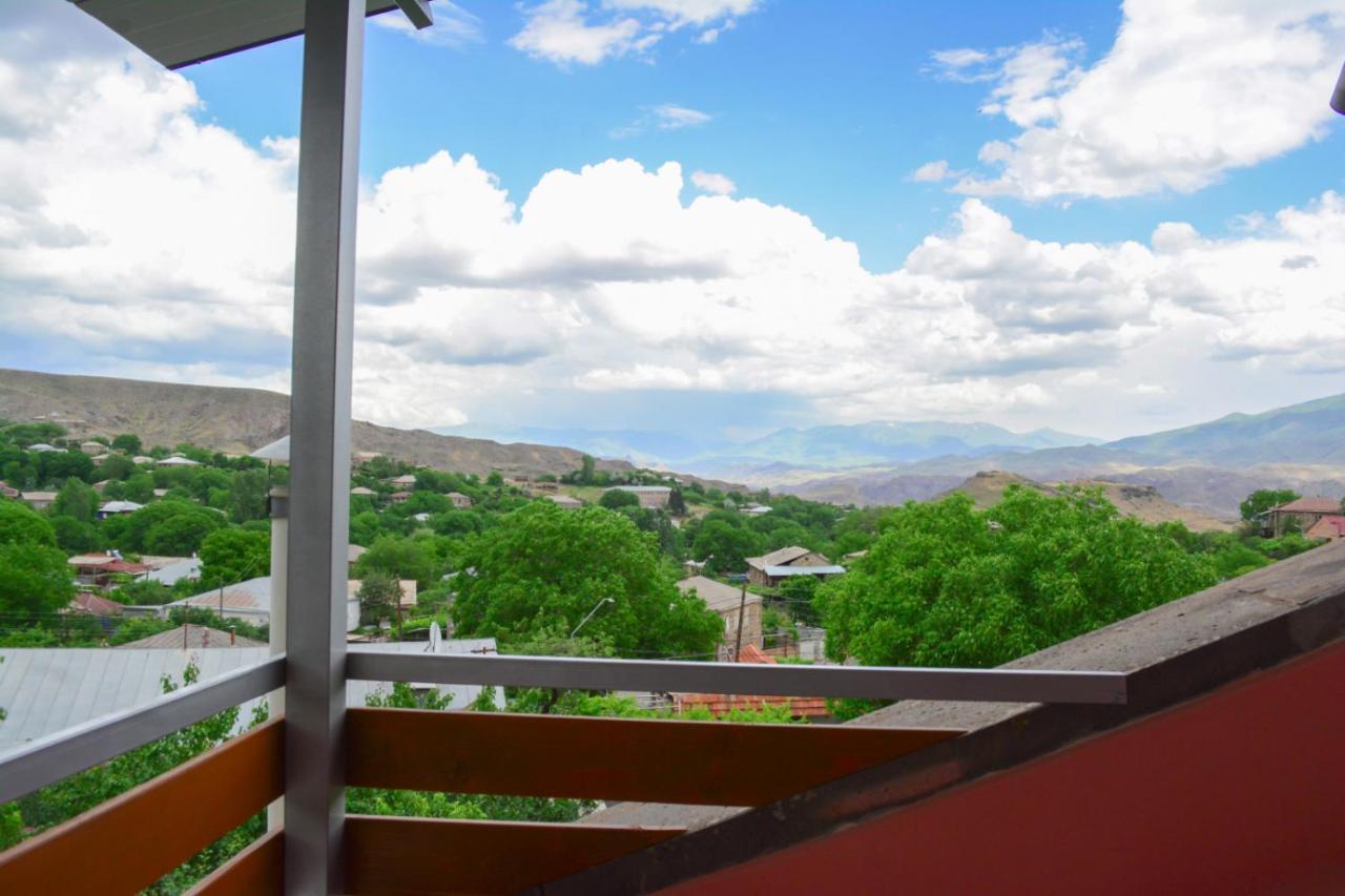 Old Bridge B&B Yeghegnadzor ภายนอก รูปภาพ
